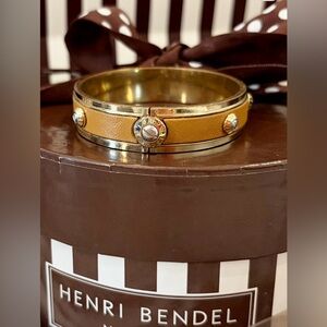 NWT HENRI BENDEL Tan Bangle with Gold Stud Accents - RARE/VINTAGE/HARD TO FIND.